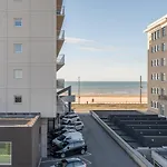 Apartamento Bright Seaview With Terrace In Ostende