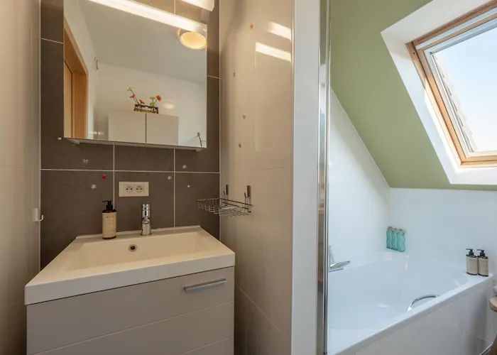 Apartment Bright Seaview With Terrace In