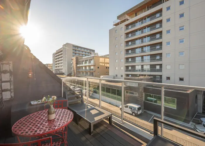 Bright Seaview With Terrace In Ostende