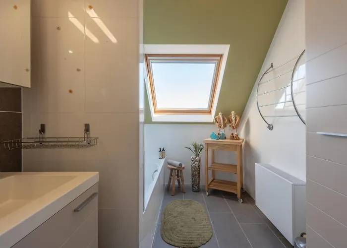 Bright Seaview With Terrace In Apartment Ostende