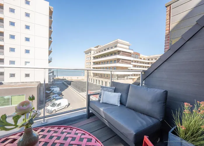 Bright Seaview With Terrace In * Ostende